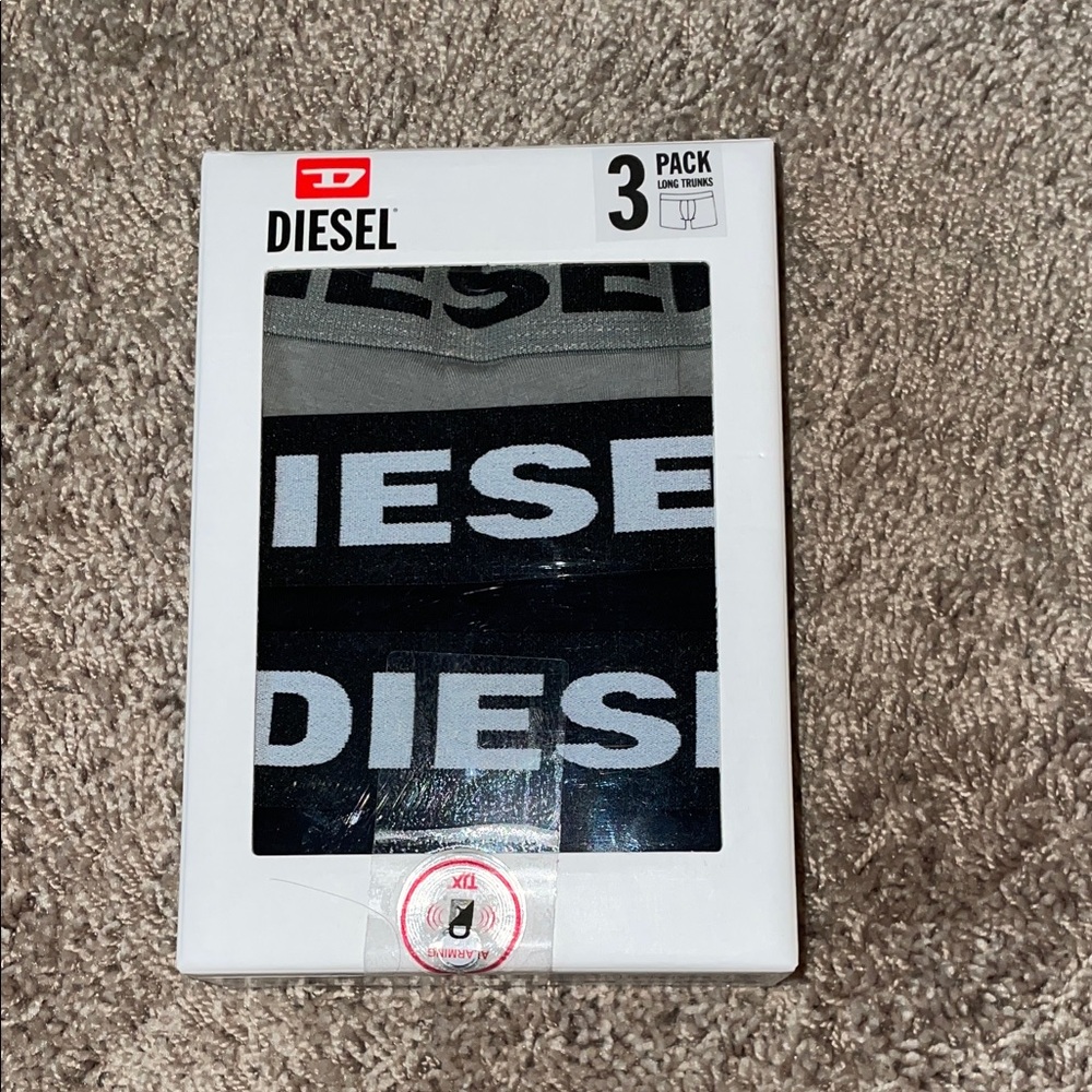 NWT Diesel 3-Pack Boxer Briefs in One Gray and Two black size XL